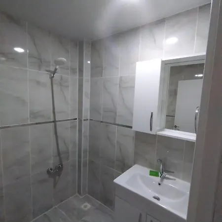 Tatil Evi 5 *